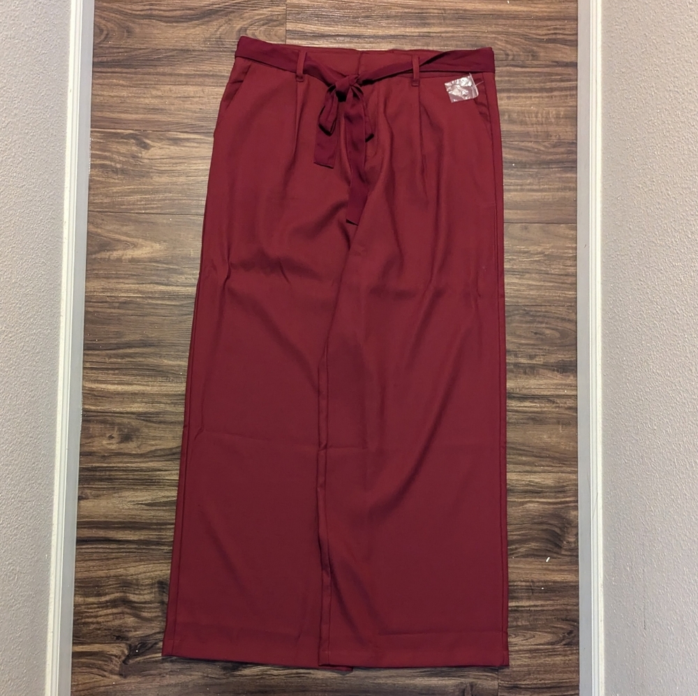 Women's Modcloth Savannah wide leg trousers, size 14, raspberry red